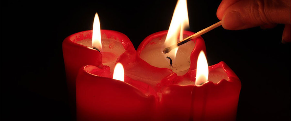 ritual fin de año con velas rojas