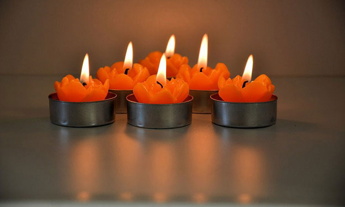 el `poder de las velas naranjas en rituales